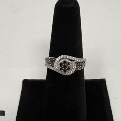 10k Black And White Diamond Ring 