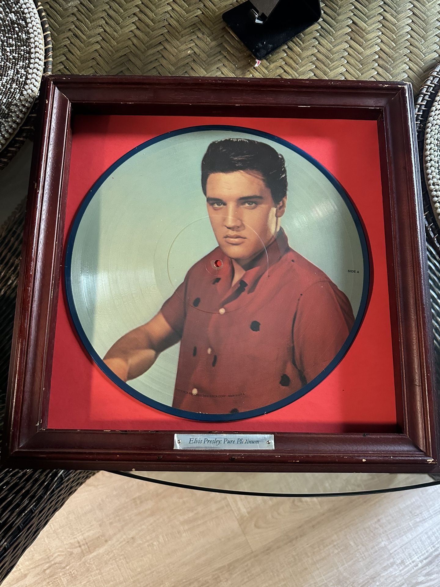 Elvis Platinum