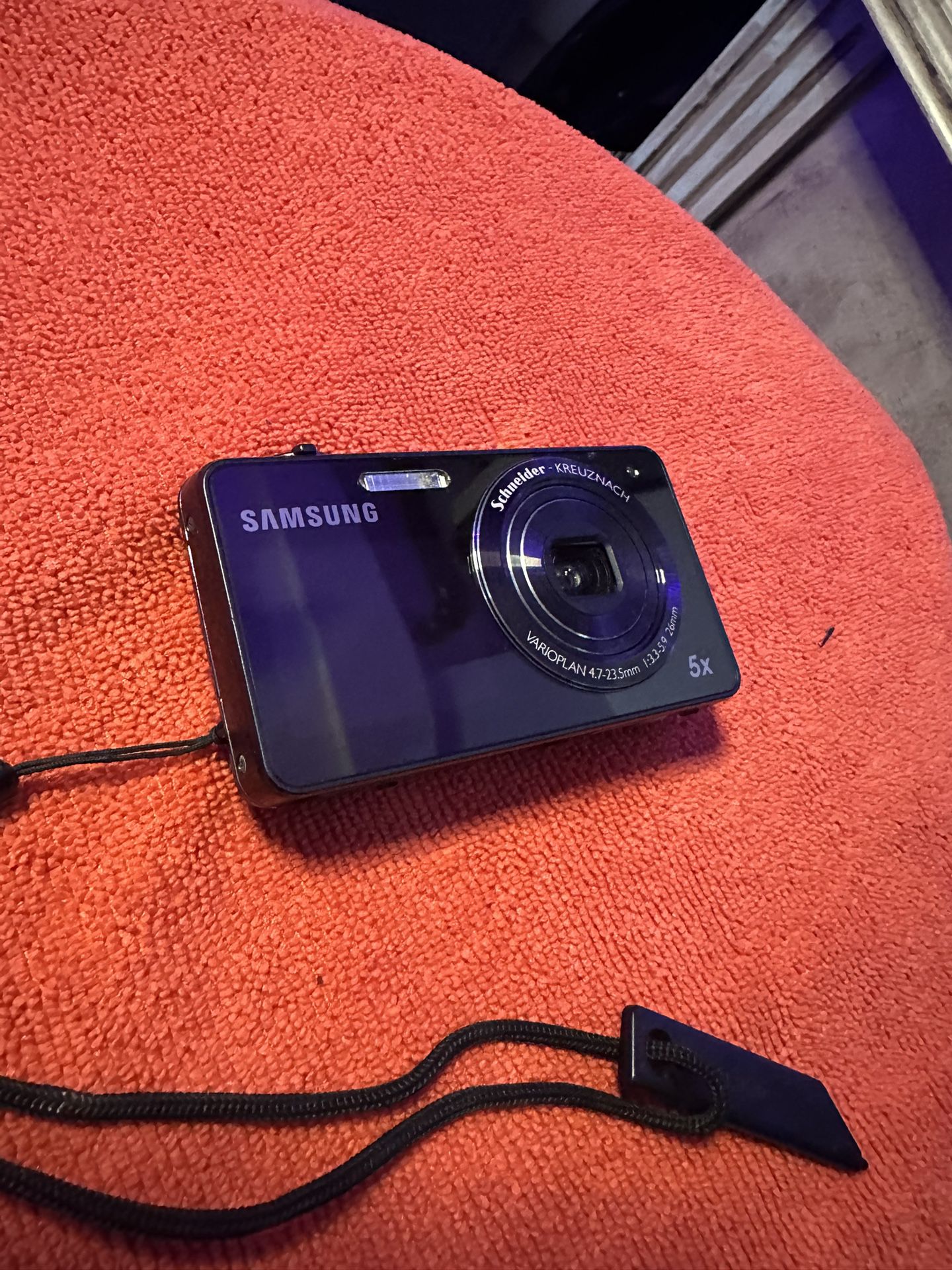 Samsung Point And Shoot Camera Digicam With Case