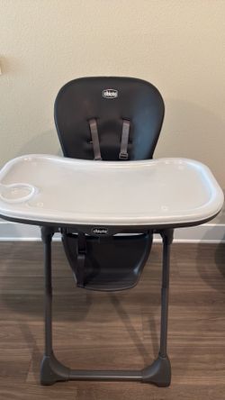 Baby feeding chair