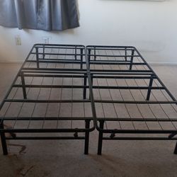 Zinus Mia  platform queen bed frame