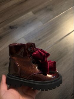 Toddler Cat & Jack boots