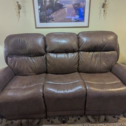 Brown Leather Couch Slightly Worn Top Right . No Rips,Tears,Damage. No Smoking No Pets 