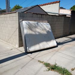 Free Off Maine And Hill 