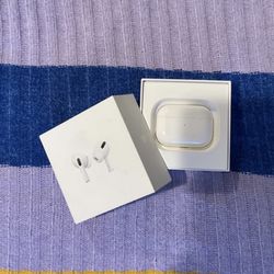 1st Gen AirPods Pro w/ Case