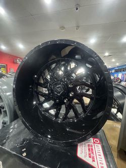 Tis 544 Gloss black 20x12 8x165