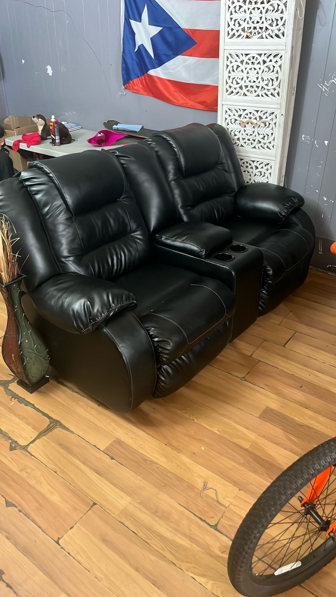2-Piece Black Recliner Set – Great Condition