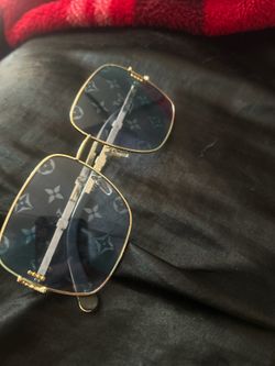 Louis Vuitton, sunglasses in/outdoor