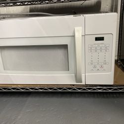 Microwave 30 Inch In Color White 