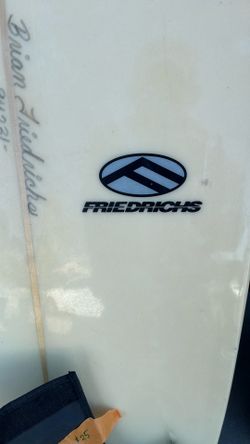 8'10" surfboard