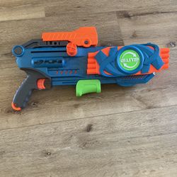 Flip shots Nerf Gun-  Like New 