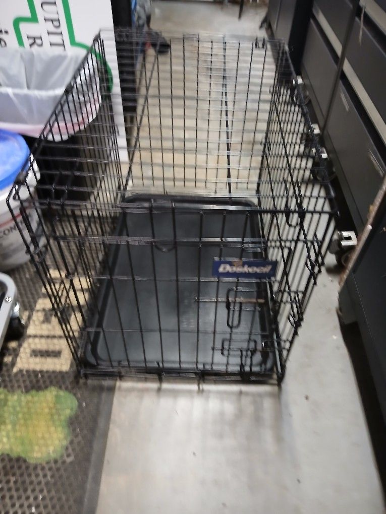 Collapsible Dog Crate
