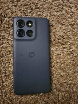 Motorola edge 50 with case.