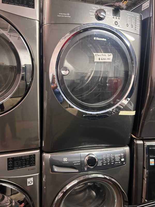Electrolux Washer And Electric Dryer