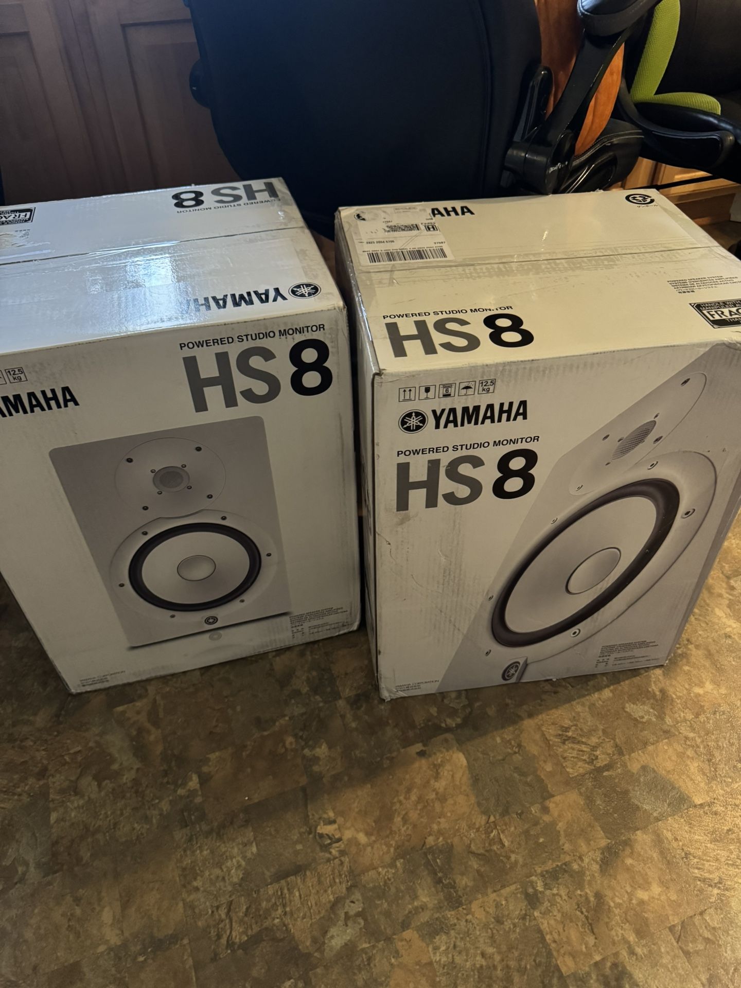 Yamaha HS8 Studio Monitors “Pair”
