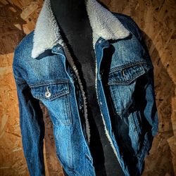 Ladies Jean Jacket Size Small To Med
