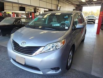 2011 Toyota Sienna