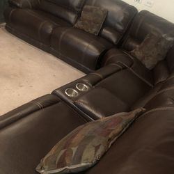 Sectional sofa With Electric Recliner.