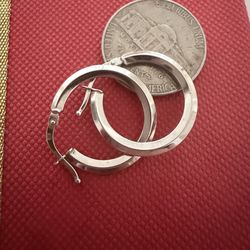 14K WHITE GOLD HOOPS SIZE OF A NICKEL