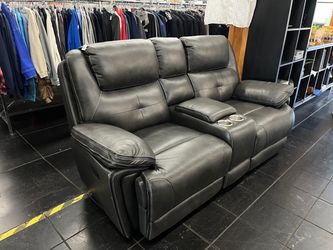 Gray Leather Reclining Loveseat with console & cup holders