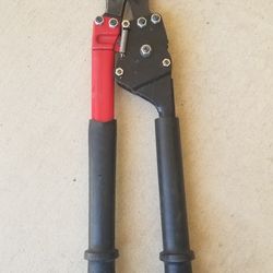 HK Porter 29" Long Ratcheting Soft Cable Cutters Jaws Open 2" Wide 