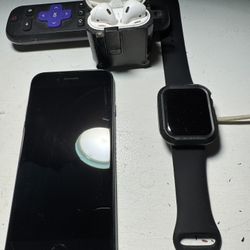 Apple IPhone SE BUNDLE