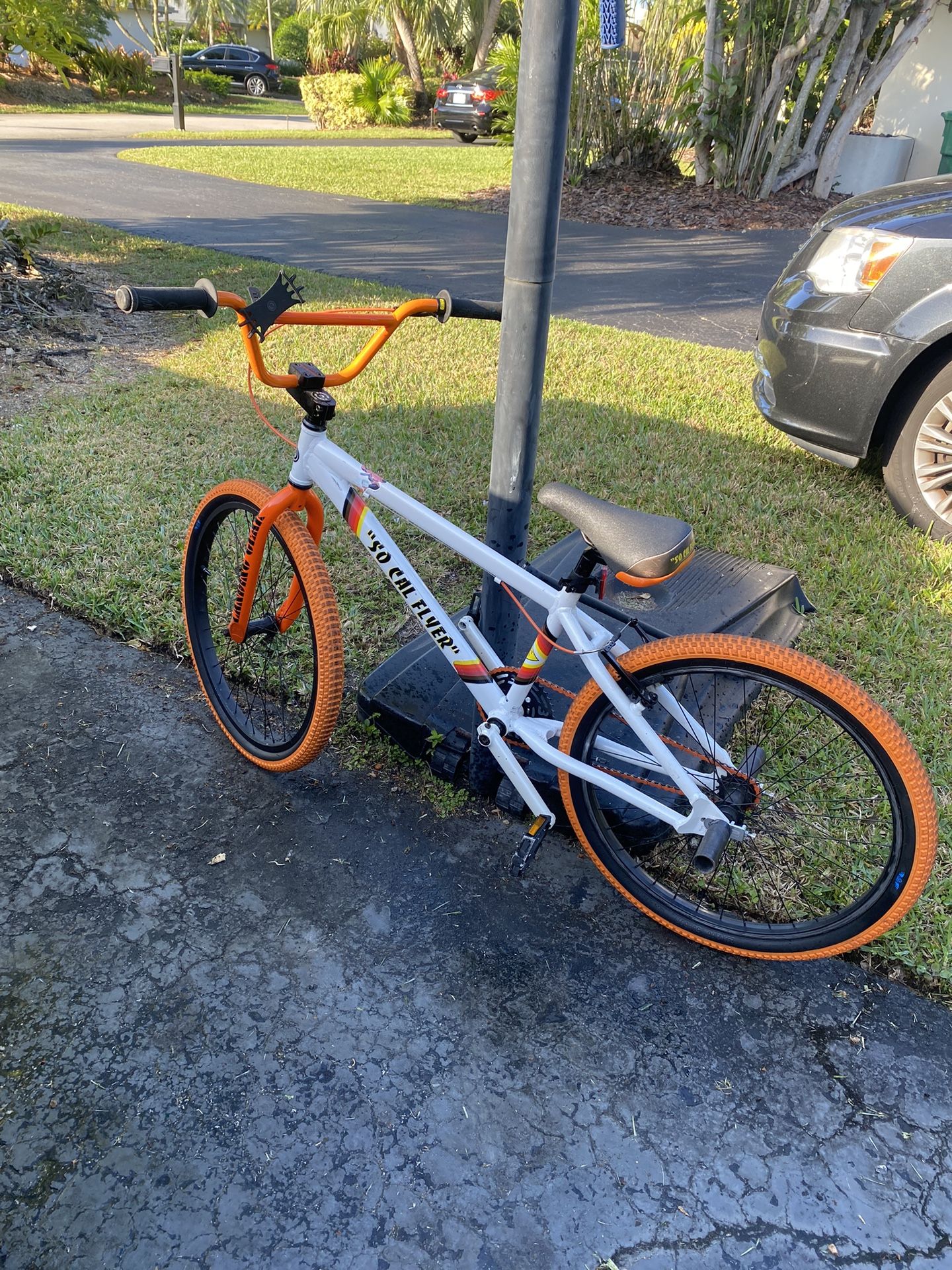 SE BIKE SO CAL FLYER 24’ BMX BIKE
