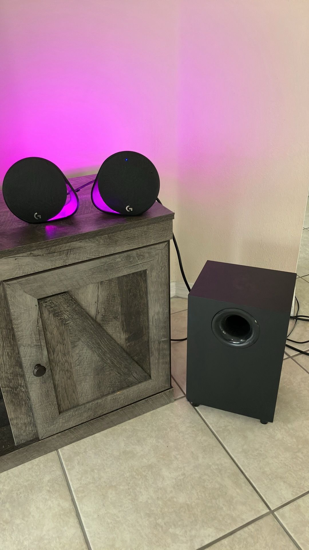 Logitech Speakers LOUD