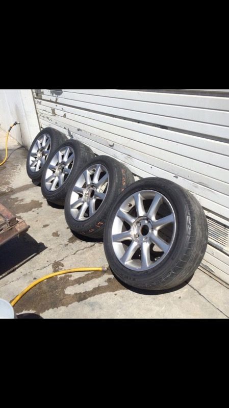 Nissan Maxima wheels