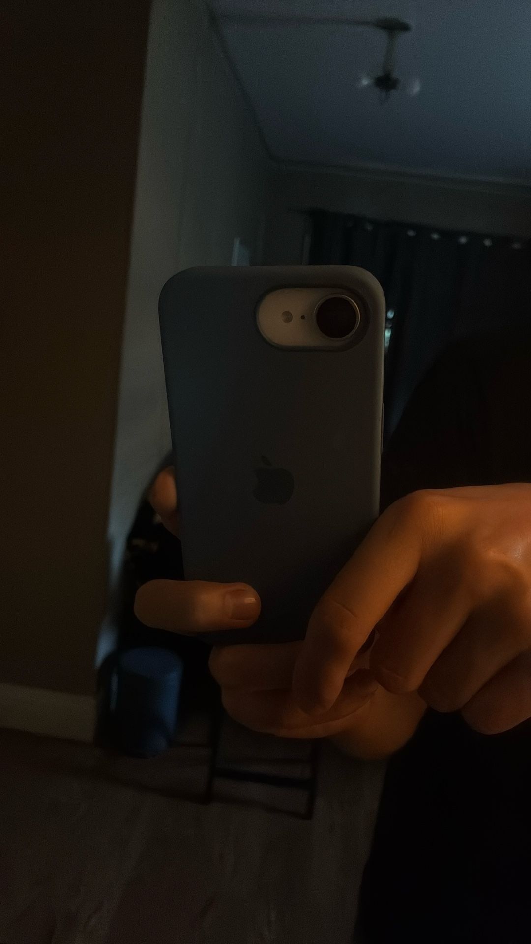 iPhone 16e