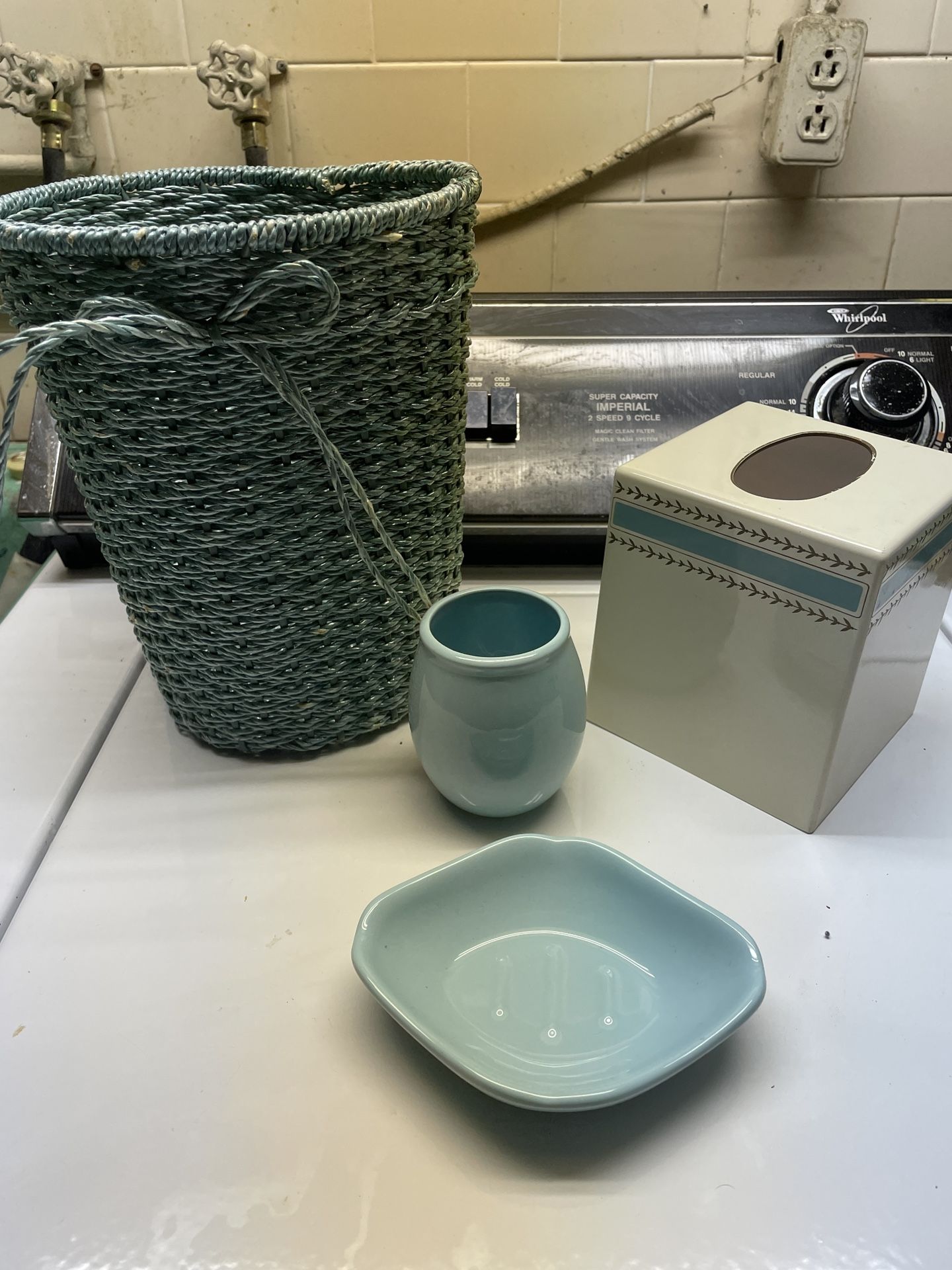 Sea Foam Green Bath Set