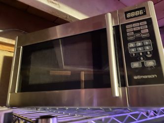 Emerson microwave