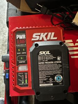 SKIL Battery And charger (BY500101)