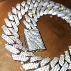 Moissanite Cuban Link 