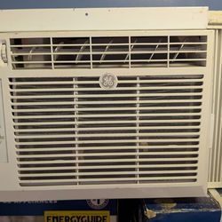 Air conditioner 5,100 btus .