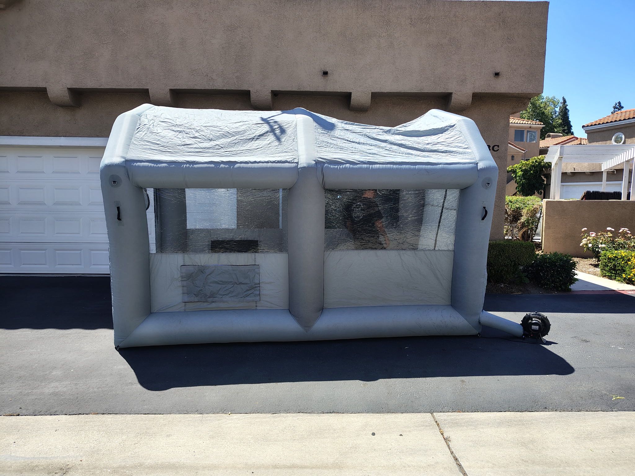 Inflatable Paint Booth