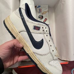 Stranger Things Dunks Size 10M