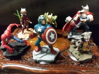 Disney Infinity 6 Figures