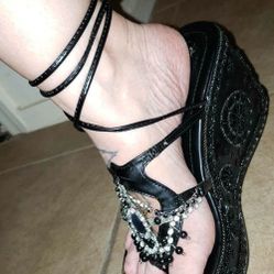 NEW IN BOX WOMEN'S SZ 9 SODA LOVISA BALLERINA LACE UP BEADED BLACK WEDGE SHOE DOUBLE PLATFORM SANDAL HEELS