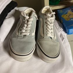 New Vans Size Women’s 7.0 Men’s 5.5 $15