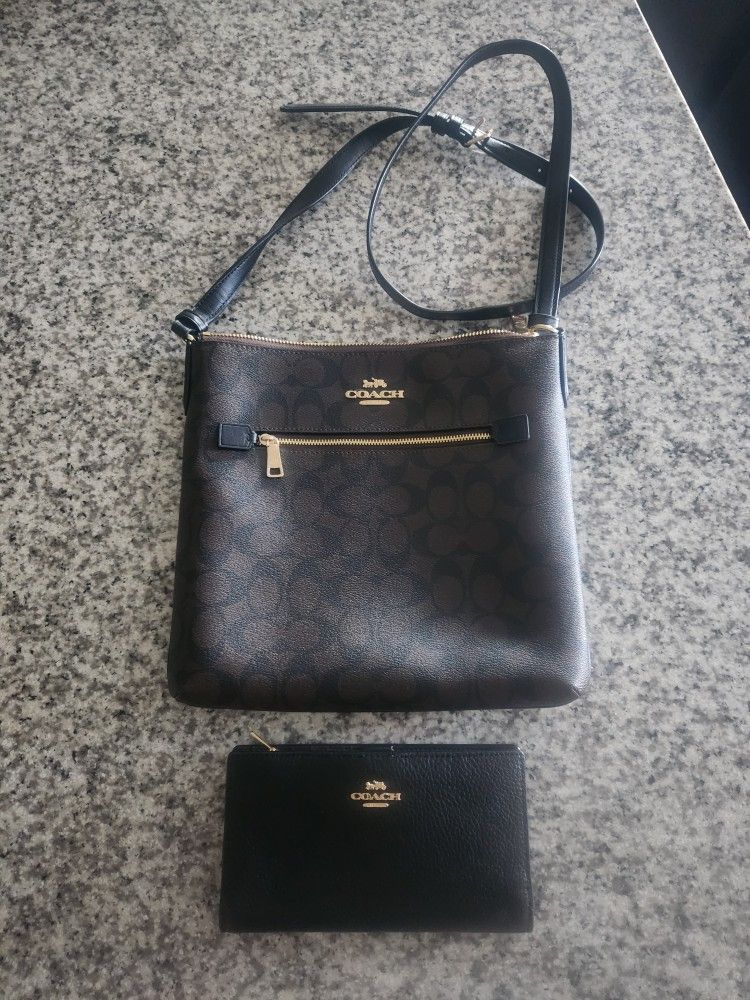 Coach Purse/Wallet Set