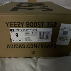 Yeezy Boost 350 V2
