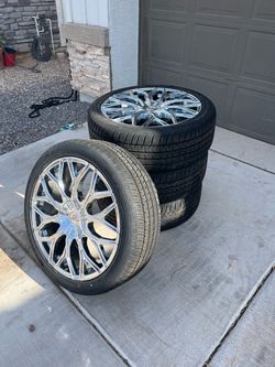 Cavallo Chrome rims with Tires