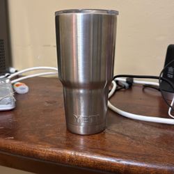 Yeti Tumbler 