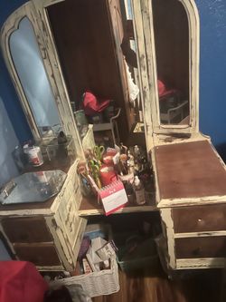 antique vanity
