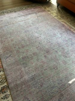 Beautiful Vintage Persian-Style Area Rug – Soft Sage, Mauve & Ivory
