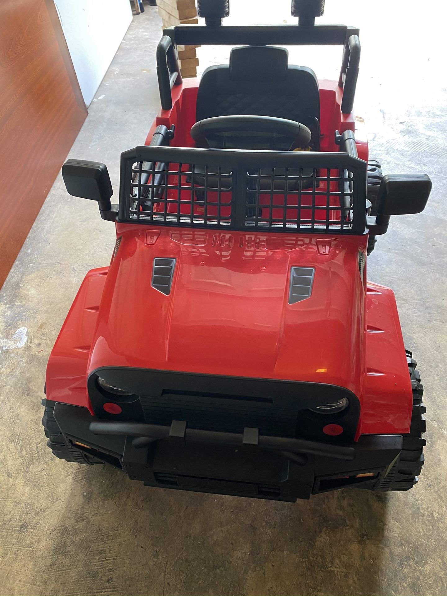 Red jeep power wheel, single rider