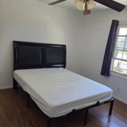 Queen Bed With Mattress 