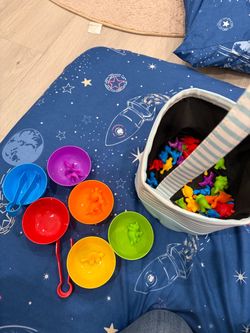 Dinosaur Color Sorting Cups with Tongs