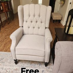 Pretty Light Gray Recliner